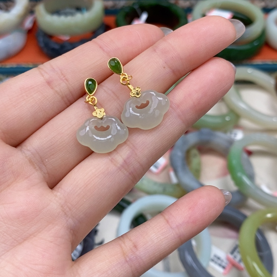 和田玉银S925镶嵌耳饰耳钉