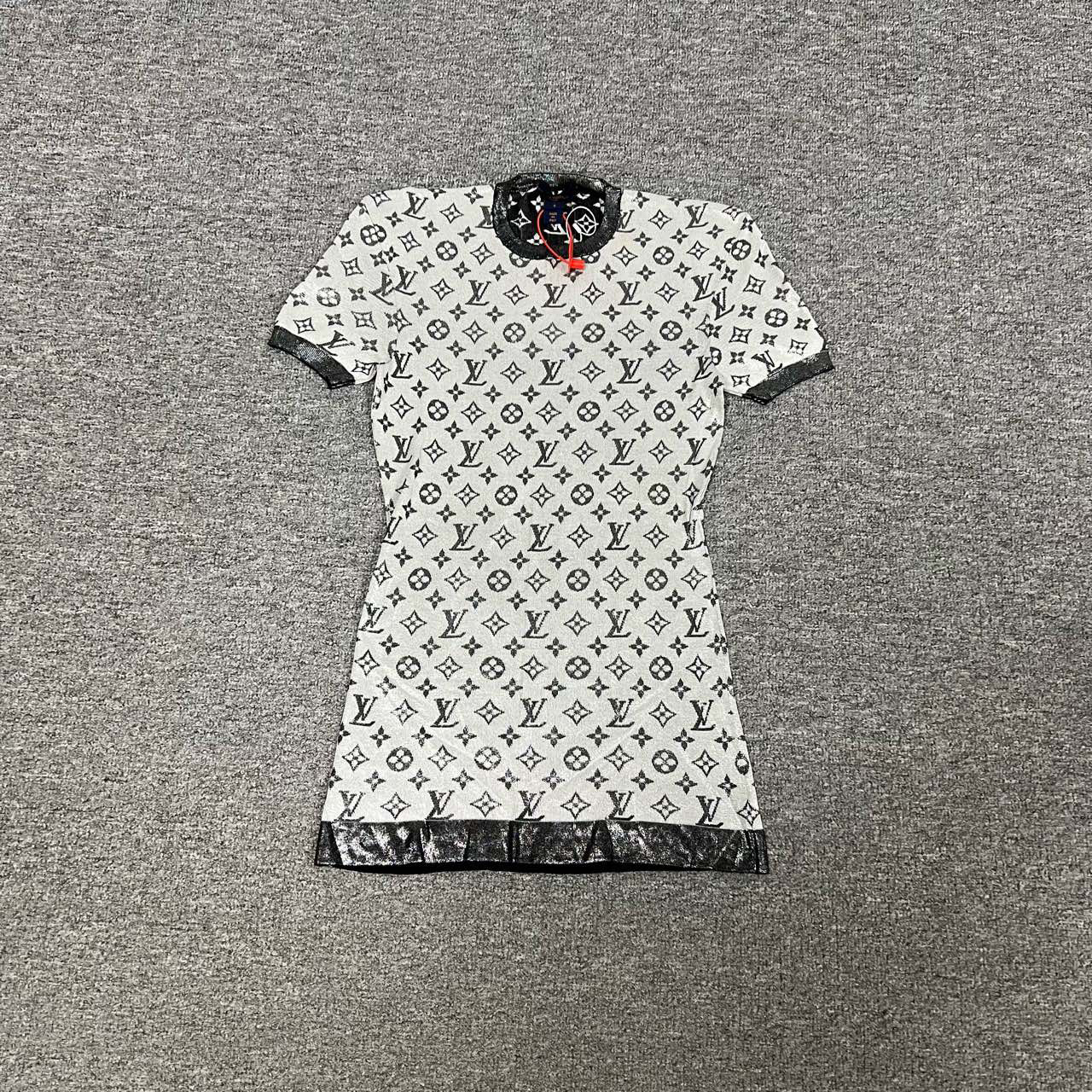 99新 LouisVuitton/路易威登 满印老花 拼色 短袖 s码 银色 