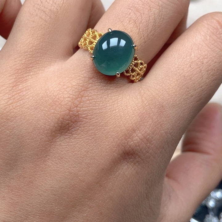 翡翠未镶嵌戒指戒指