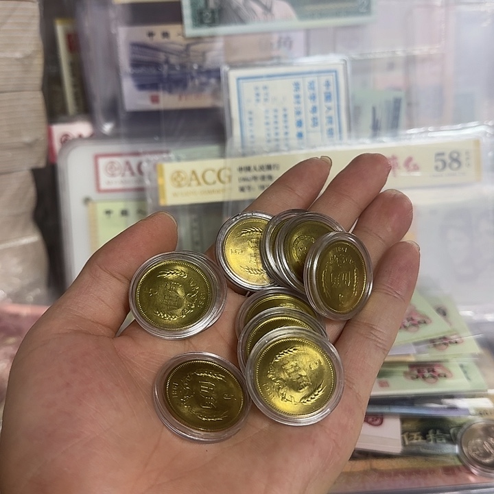 长城币8105共计十枚好品