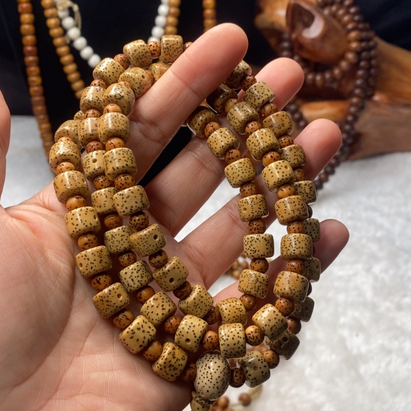 【闪购商品】星月菩提吊坠脱脂8/10