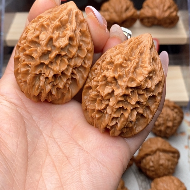 核桃把件招财鼠核桃