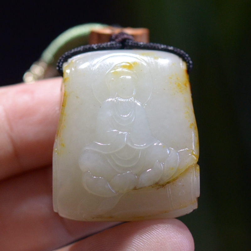 29.4g 新疆和田聚色枣红皮白玉独籽无相佛牌