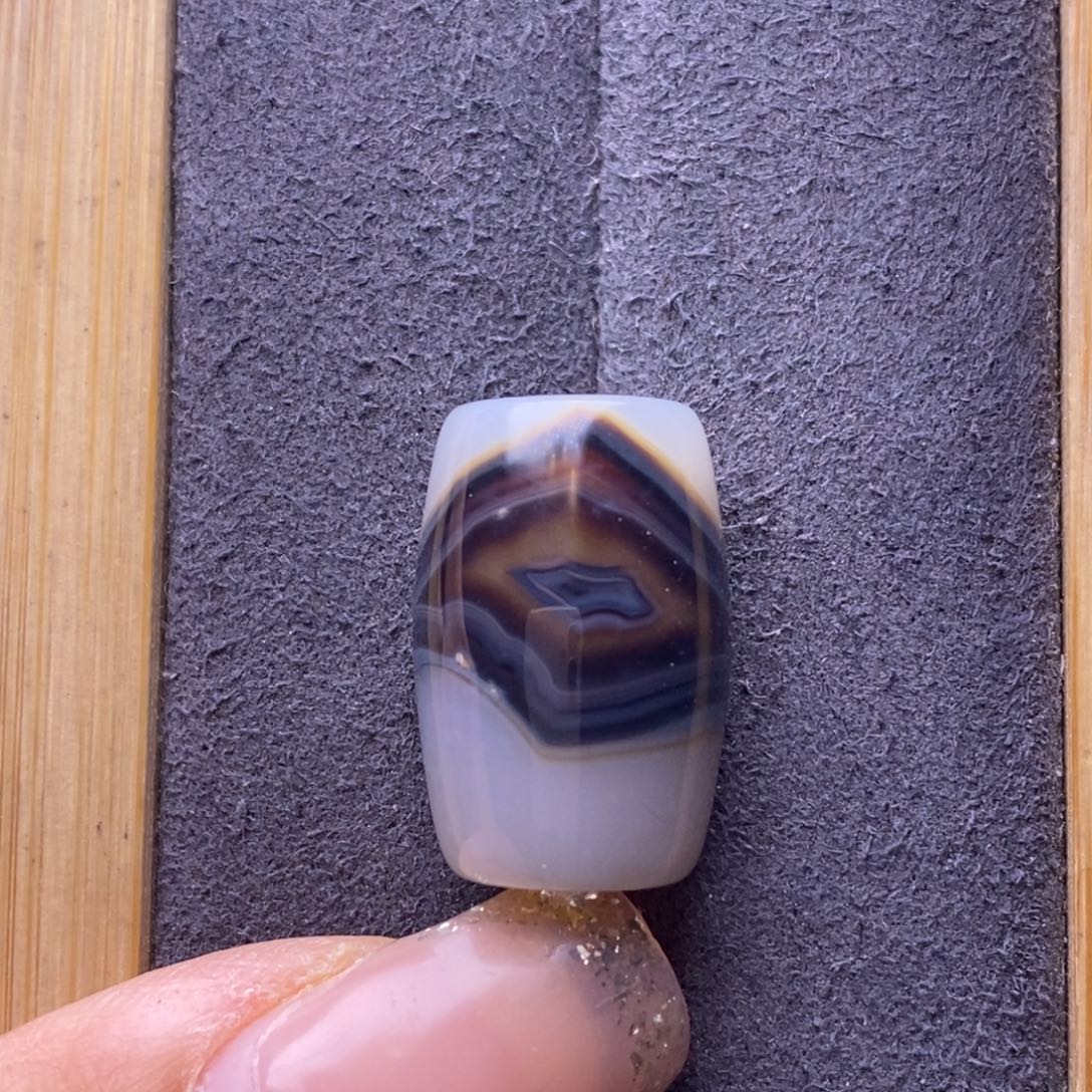 行***上玛瑙/玉髓未镶嵌颈饰