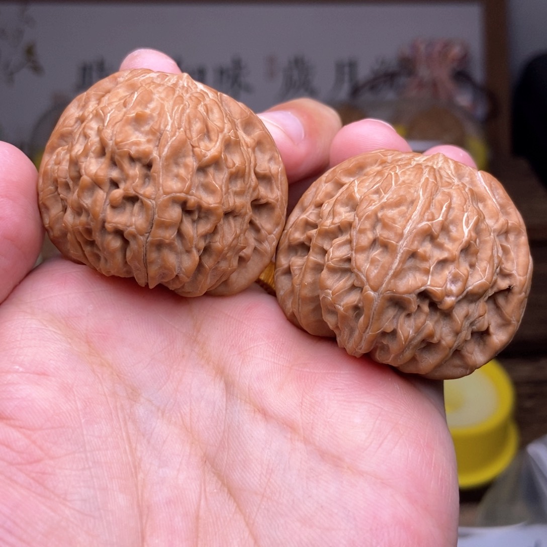 文玩核桃吊坠全品41➕尺磨盘红皮山地展台品