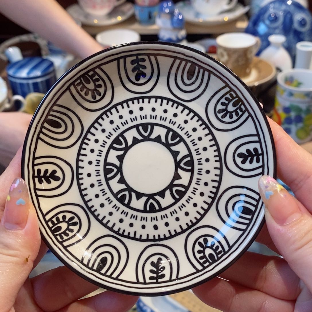 瓷片哈哈哈哈哈哈哈哈哈哈哈哈哈