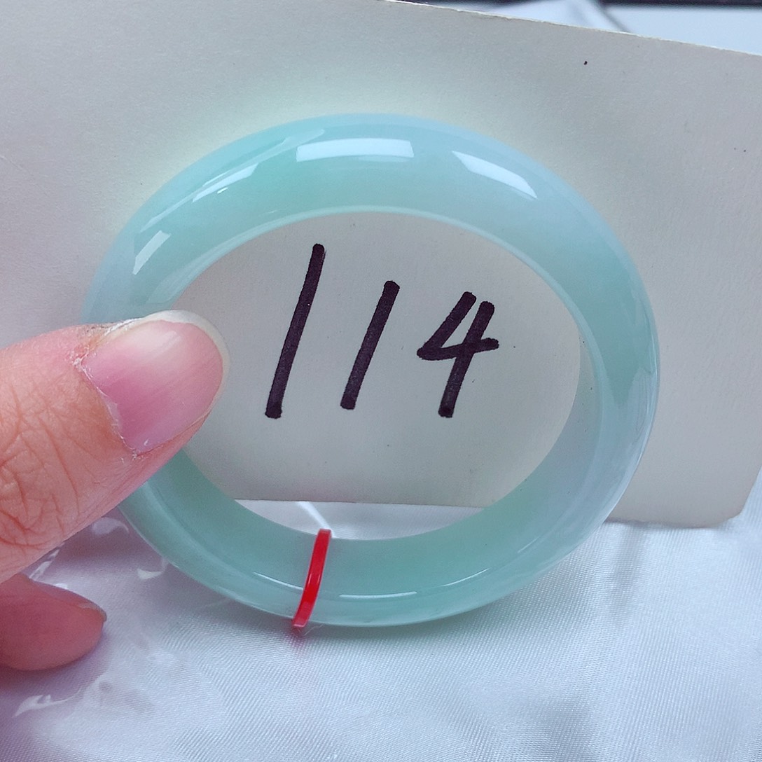 翡翠未镶嵌手镯翡翠