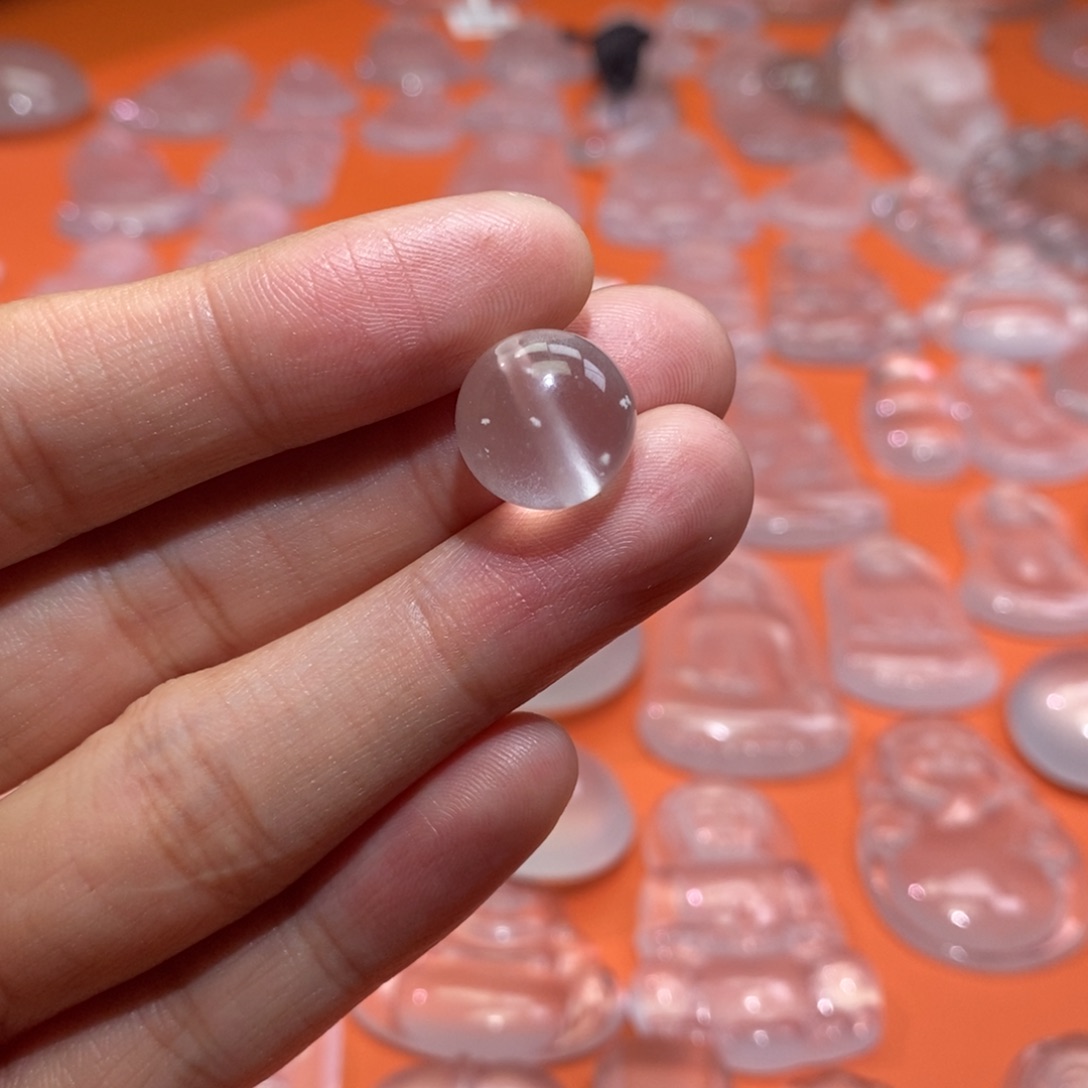 西***狼石英质玉未镶嵌珠宝半成品