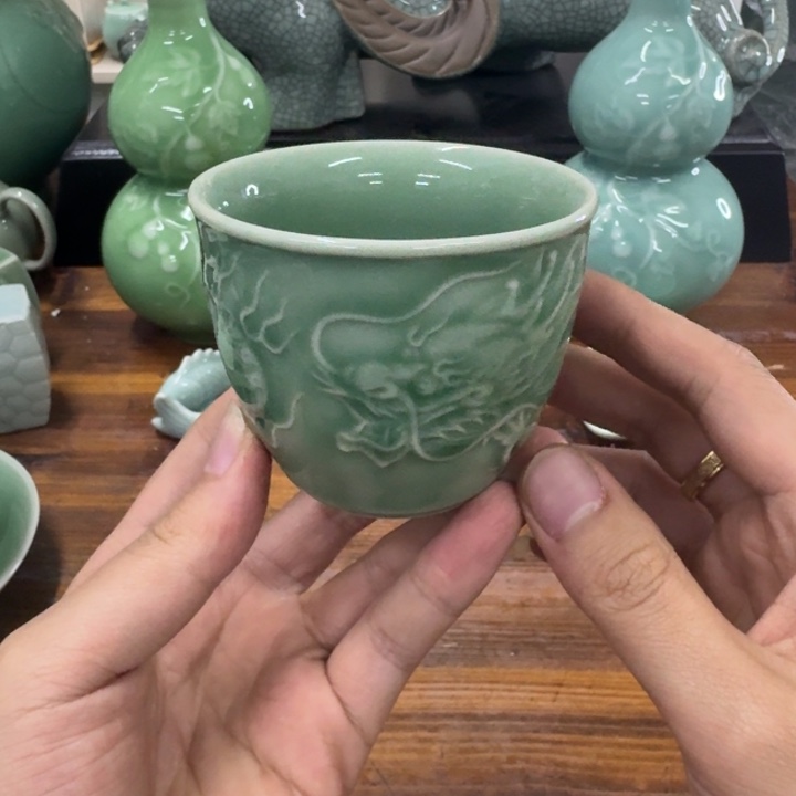 龙泉青瓷茶具微瑕5336