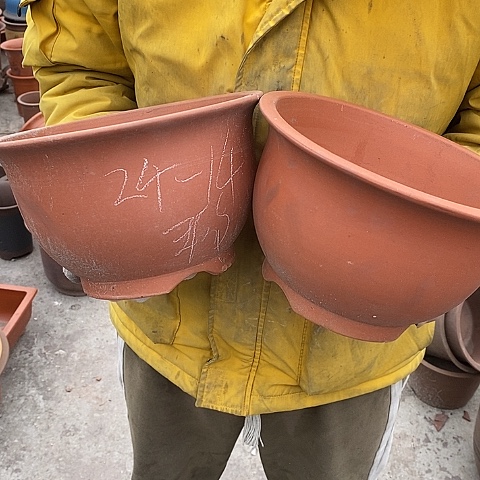 紫砂中国宜兴紫砂花盆，