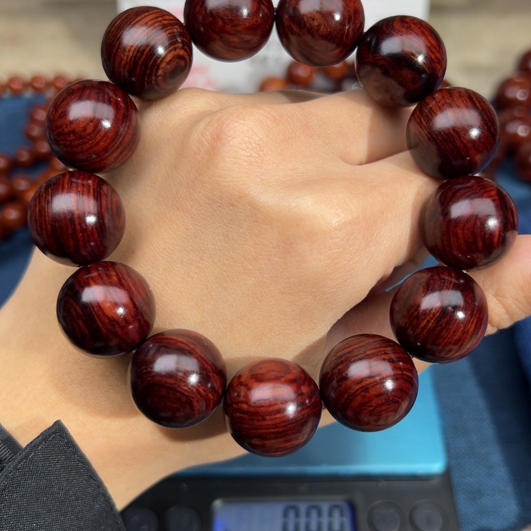 花梨木类手串/手链红降18圆珠满油单圈（瑕疵）