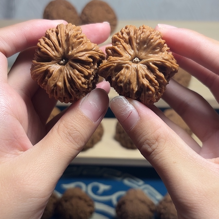 文玩核桃吊坠南疆石高炮