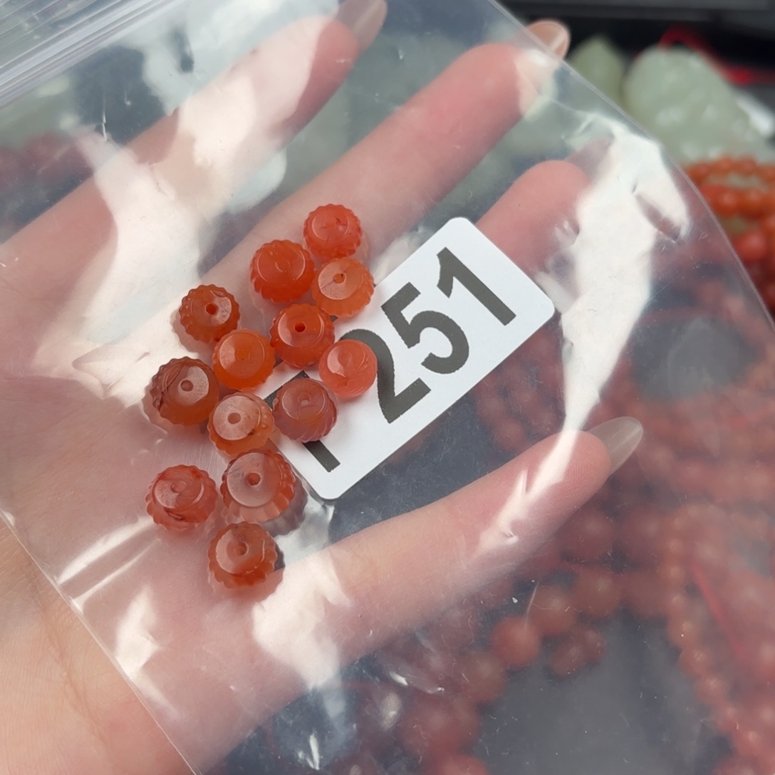 南红玛瑙珠宝奇石未镶嵌