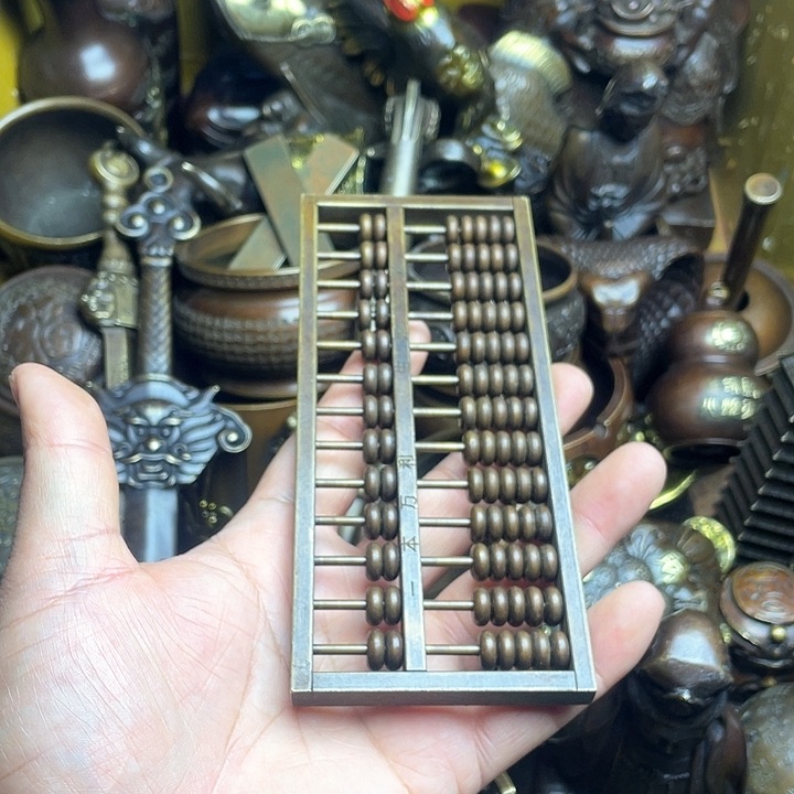 诚信经营铜器摆件