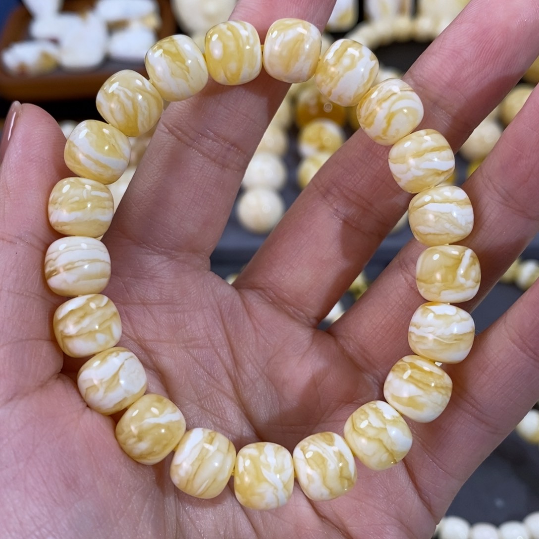 蜜蜡手串未镶嵌同料10mm瓷白虎皮千层雪手串