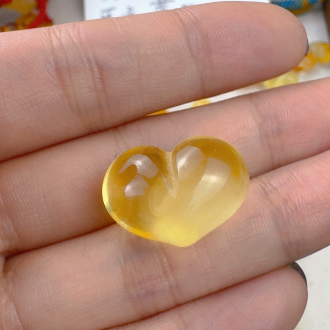 蜜蜡未镶嵌裸石全品备注打孔 21.2×16×13mm