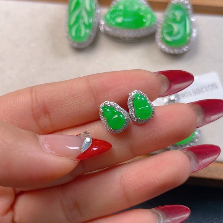 翡翠银S925镶嵌吊坠(不含链)翡翠