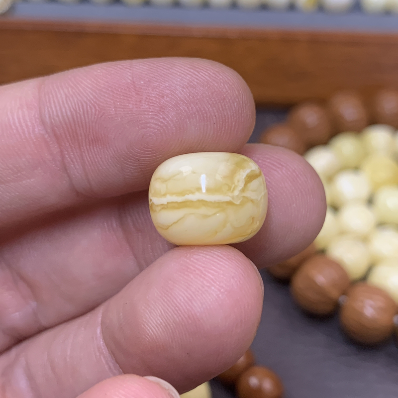 原矿蜜蜡老型单颗14.1X10.8尺寸瓷白妖花虎皮纹文玩手串配饰SG05