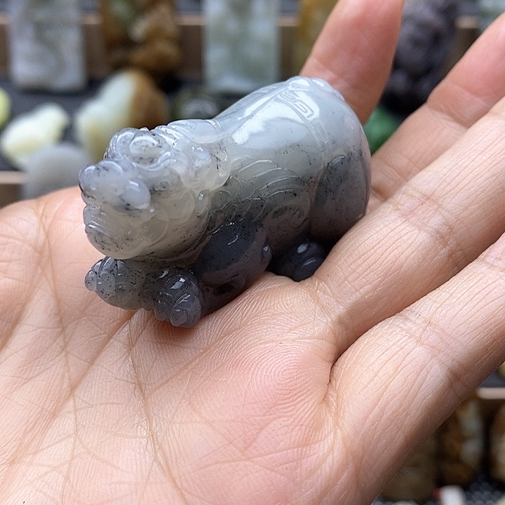 颈饰未镶嵌和田玉（糖玉）Y****a