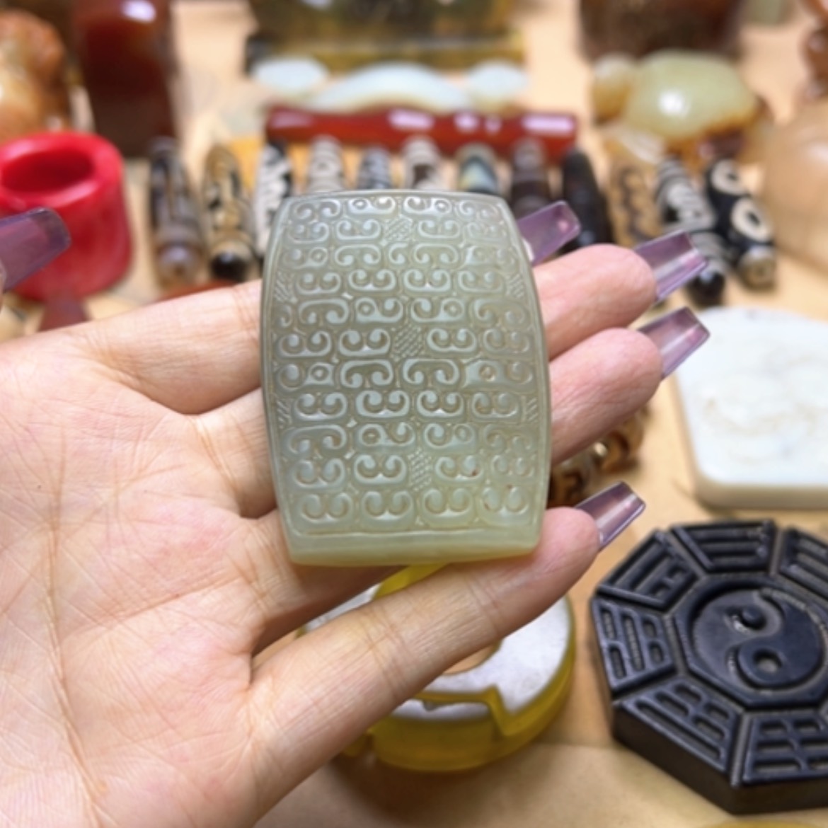 【闪购商品】蛇纹石玉未镶嵌颈饰