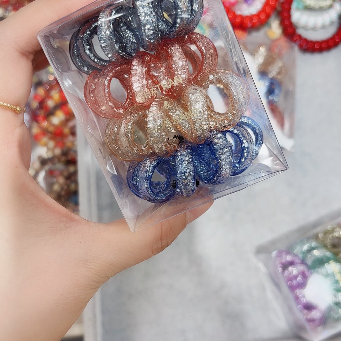 牡***8非金属发饰一盒大号