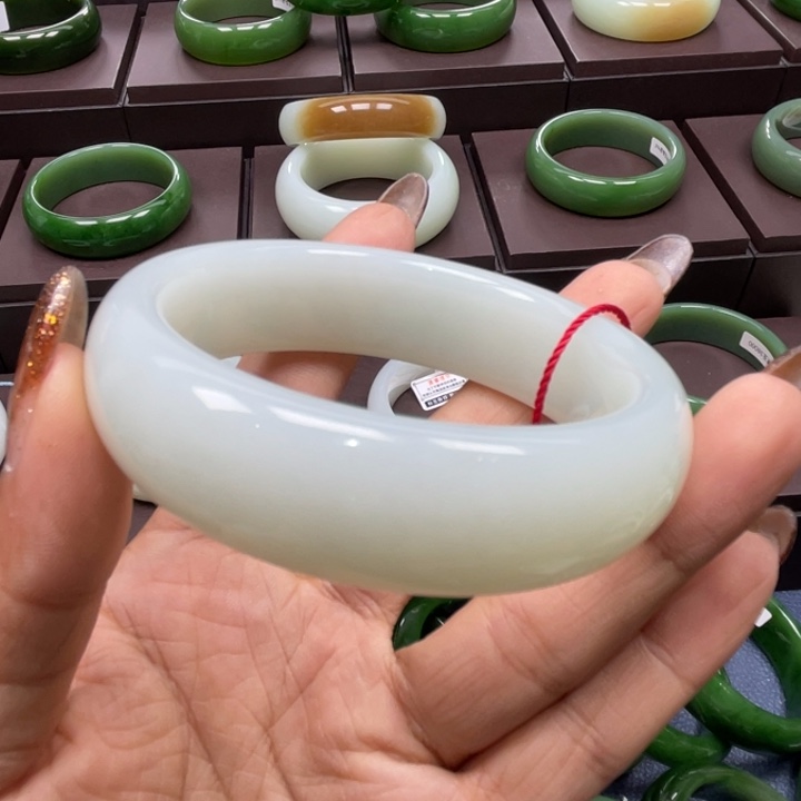 和田玉未镶嵌手镯60/61圈口可带