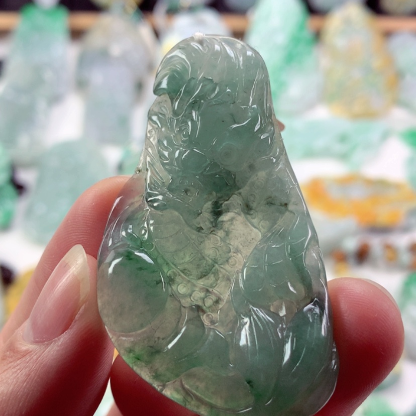 【闪购商品】翡翠吊坠(不含链)未镶嵌