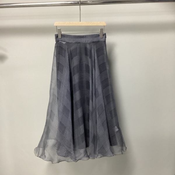 WM灰色条纹时尚显瘦A字丝半身裙