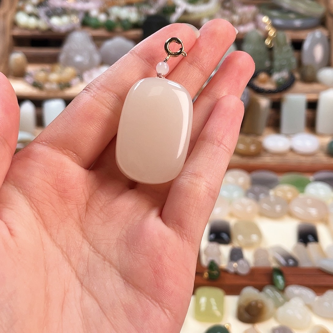 页***）吊坠(赠链)未镶嵌和田玉