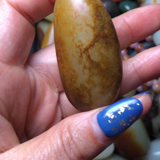 和田玉未镶嵌珠宝奇石