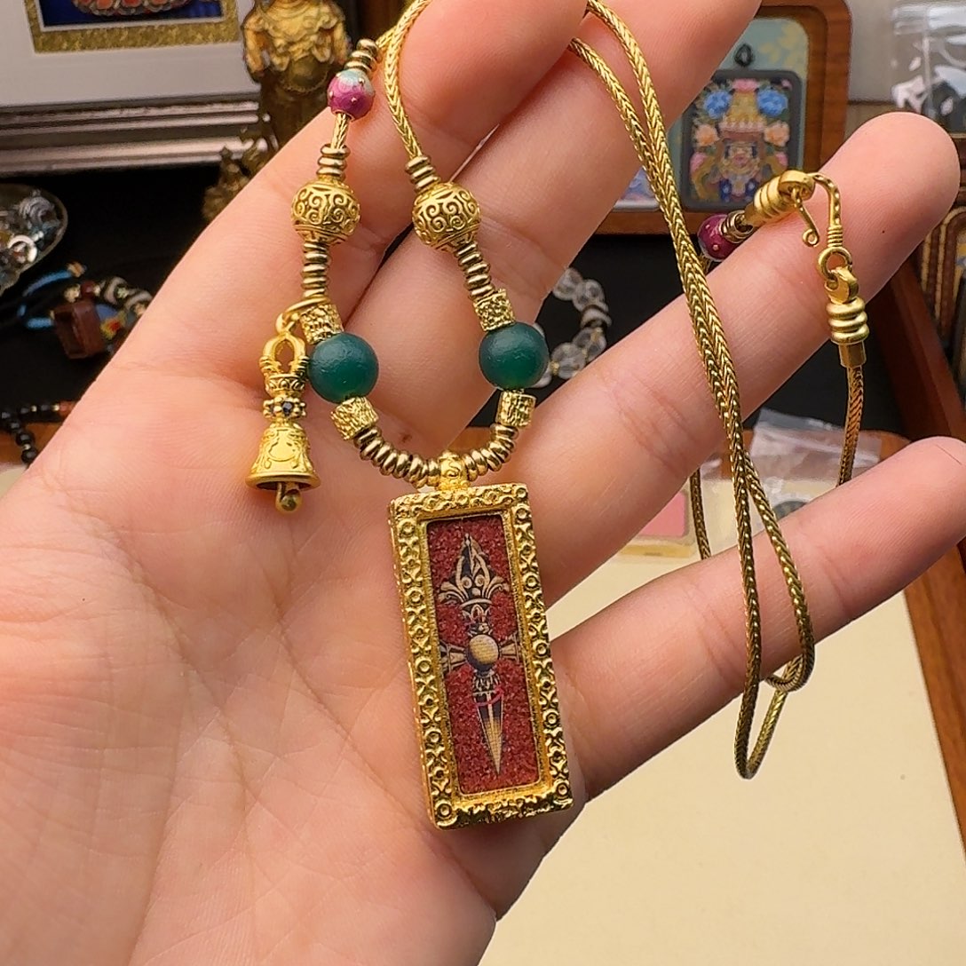 香榧木泰****阳脖挂脖挂脖挂