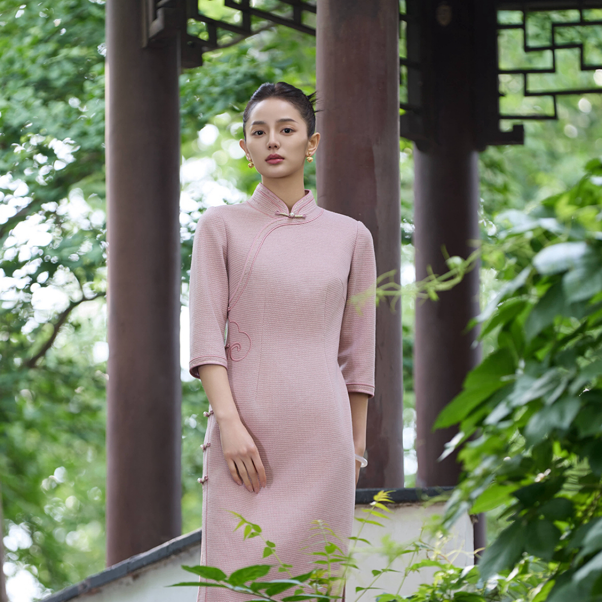 朱紫褕17862粉色双开叉绵羊毛旗袍喜婆婆喜妈妈婚宴礼服旗袍日常