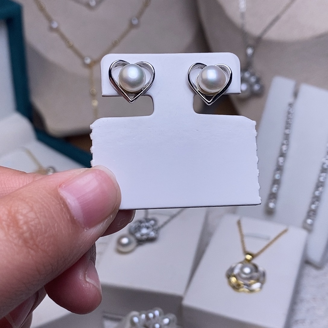 淡水珍珠银S925镶嵌耳饰