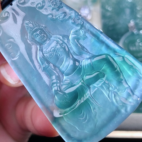 【闪购商品】翡翠颈饰未镶嵌天然翡翠