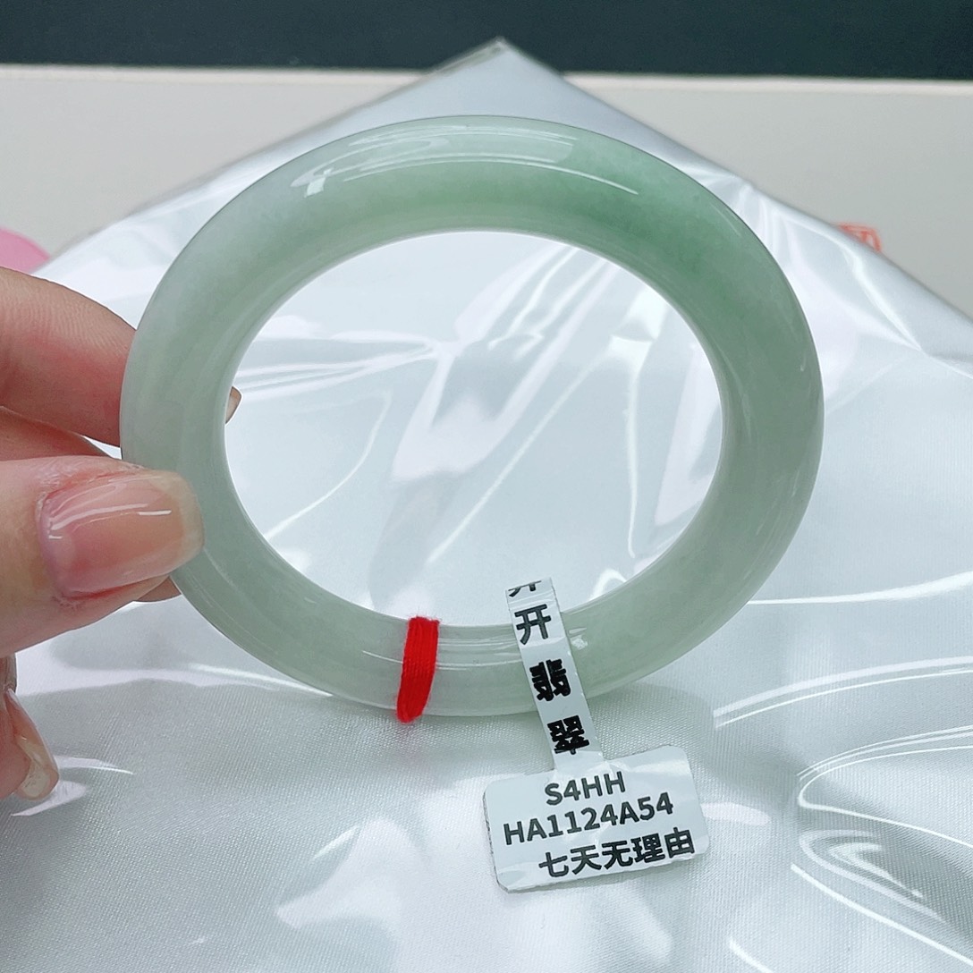 翡翠手镯未镶嵌圆56.5