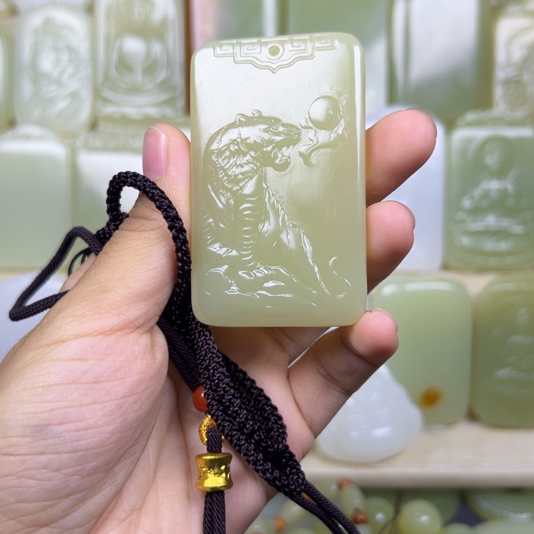 华***哥新疆昆仑山料生肖虎