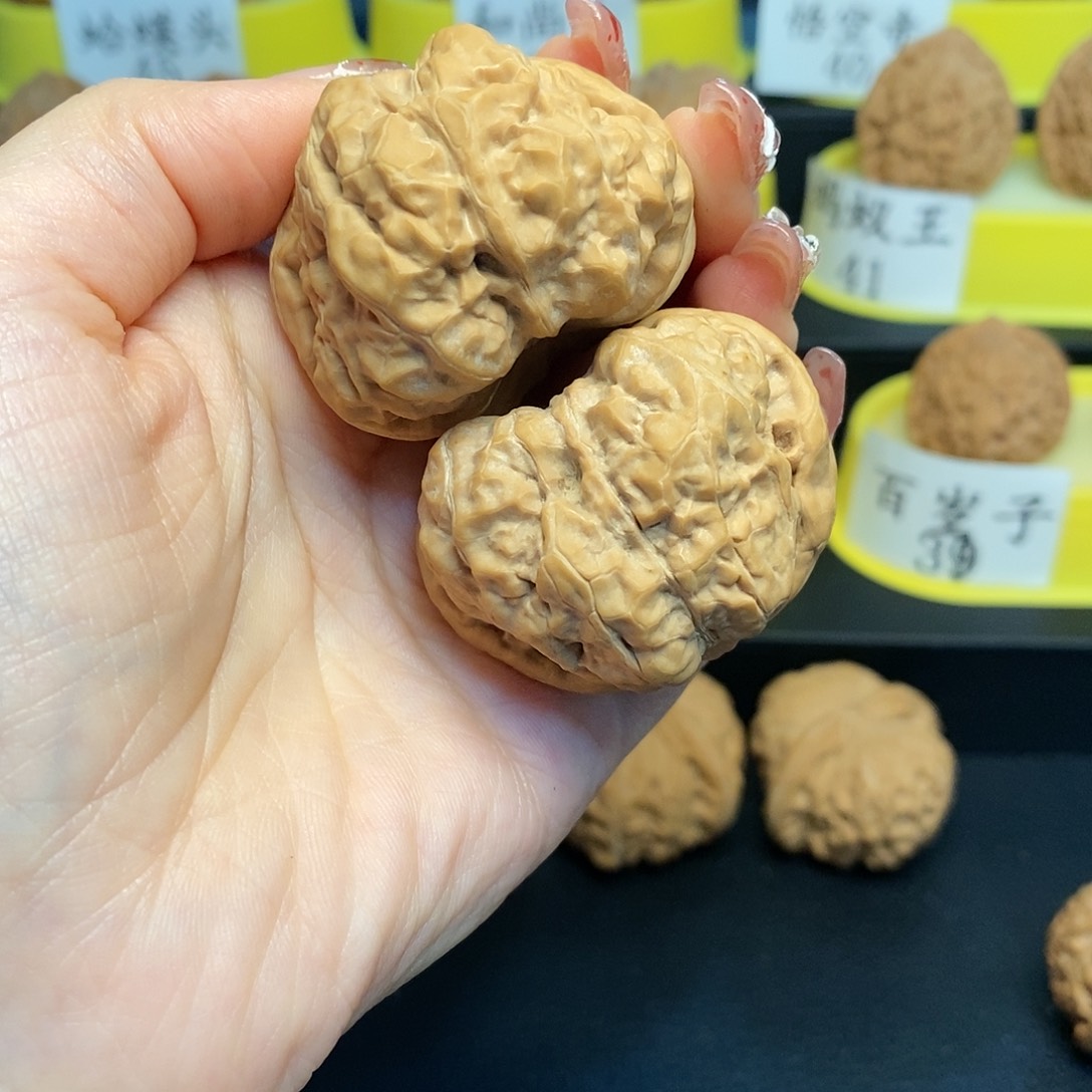 文玩核桃把件缘*蛤蟆