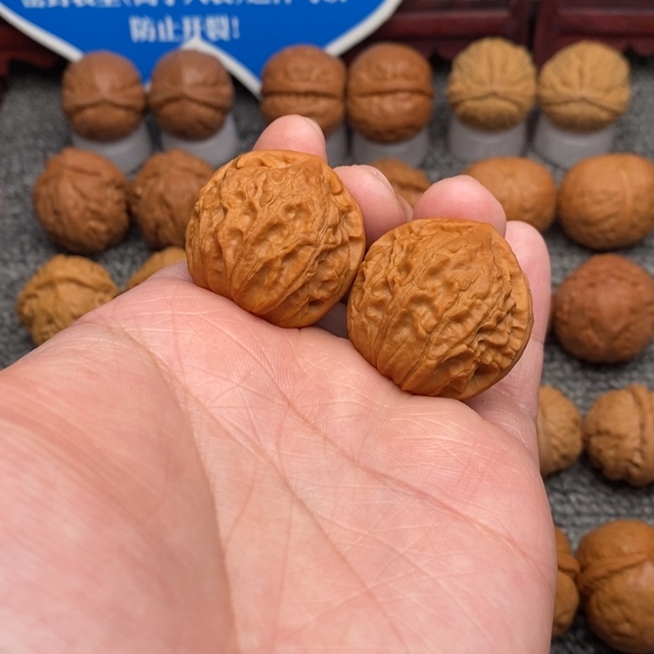 文玩核桃把件小官帽