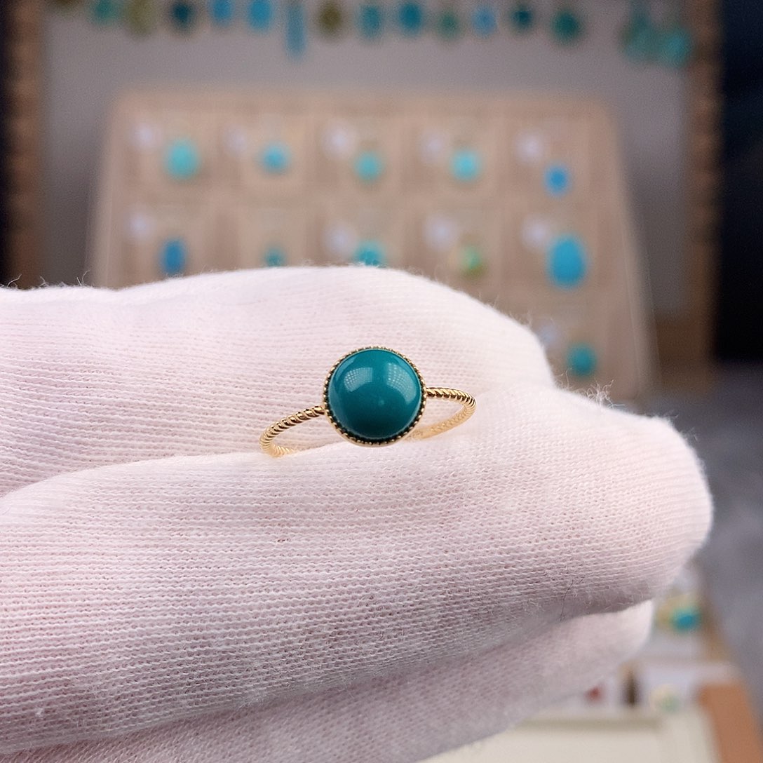 绿松石颈饰18K金镶嵌