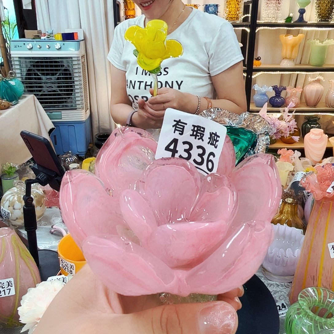 瑕疵4336内裂琉璃花瓶摆件不完美