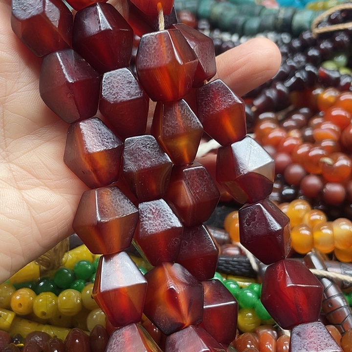 仔***吃玛瑙/玉髓未镶嵌颈饰