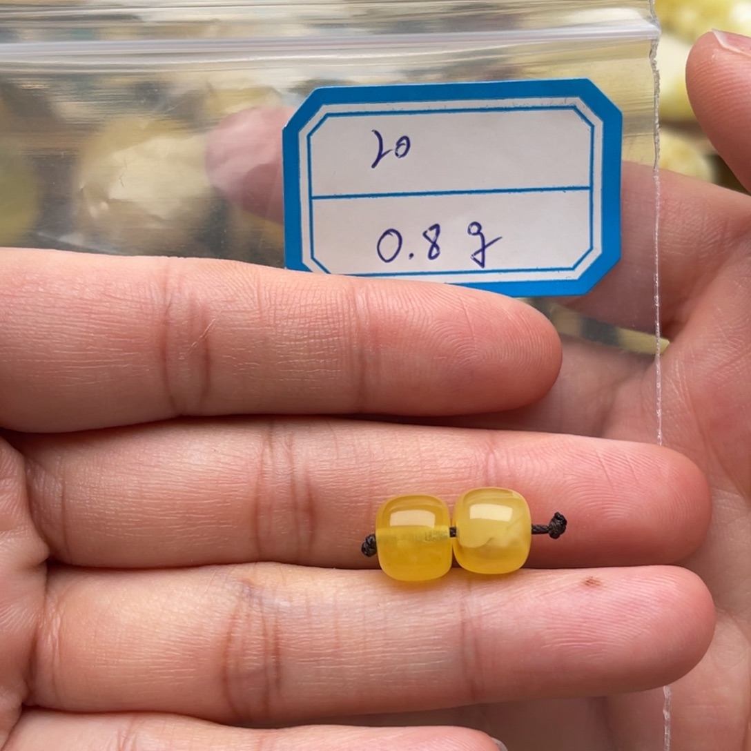 琥珀未镶嵌裸石蜜蜡老型8+笑