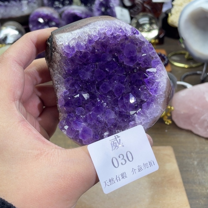 水晶未镶嵌珠宝半成品