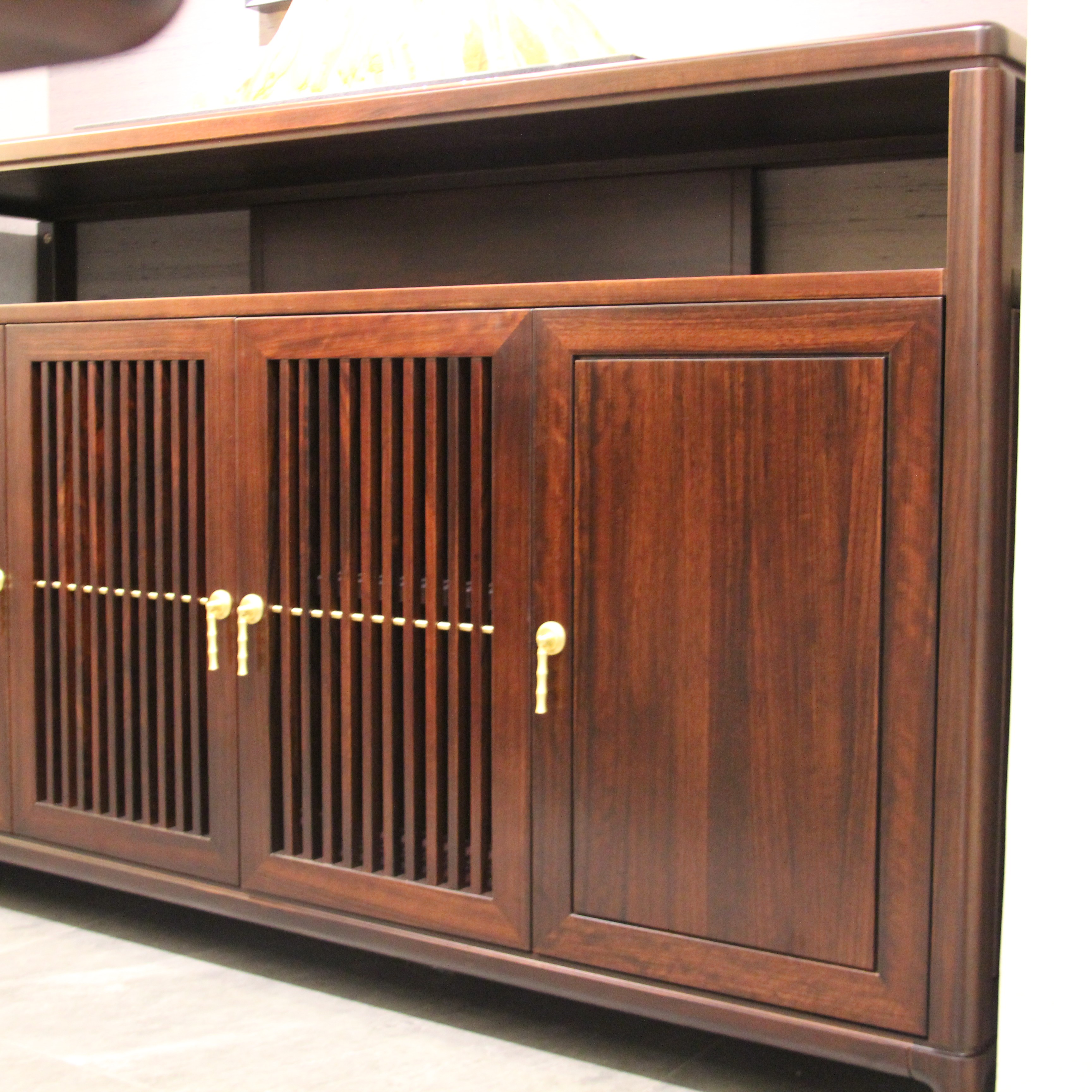 赖氏家具东辰新中式餐边柜