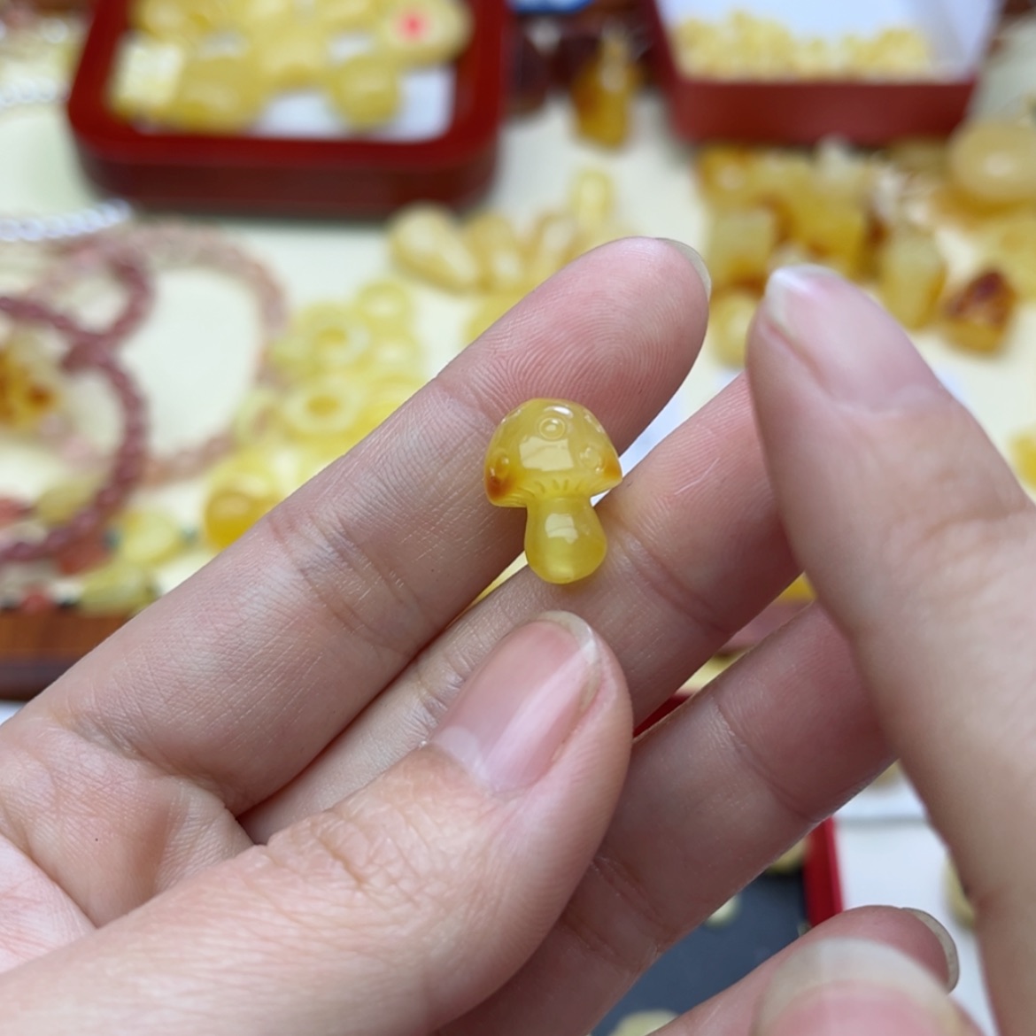 【闪购商品】蜜蜡裸石未镶嵌配饰
