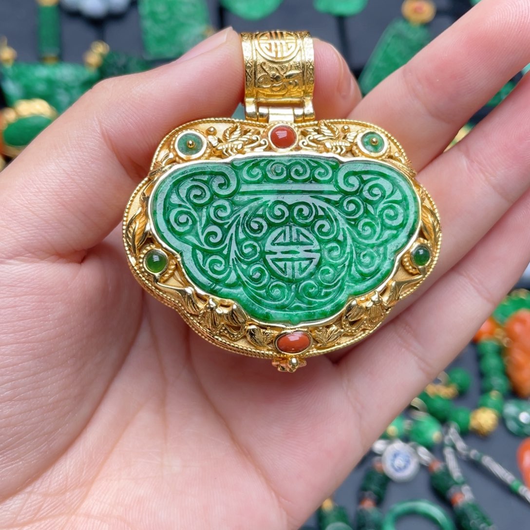 翡翠银S925镶嵌颈饰