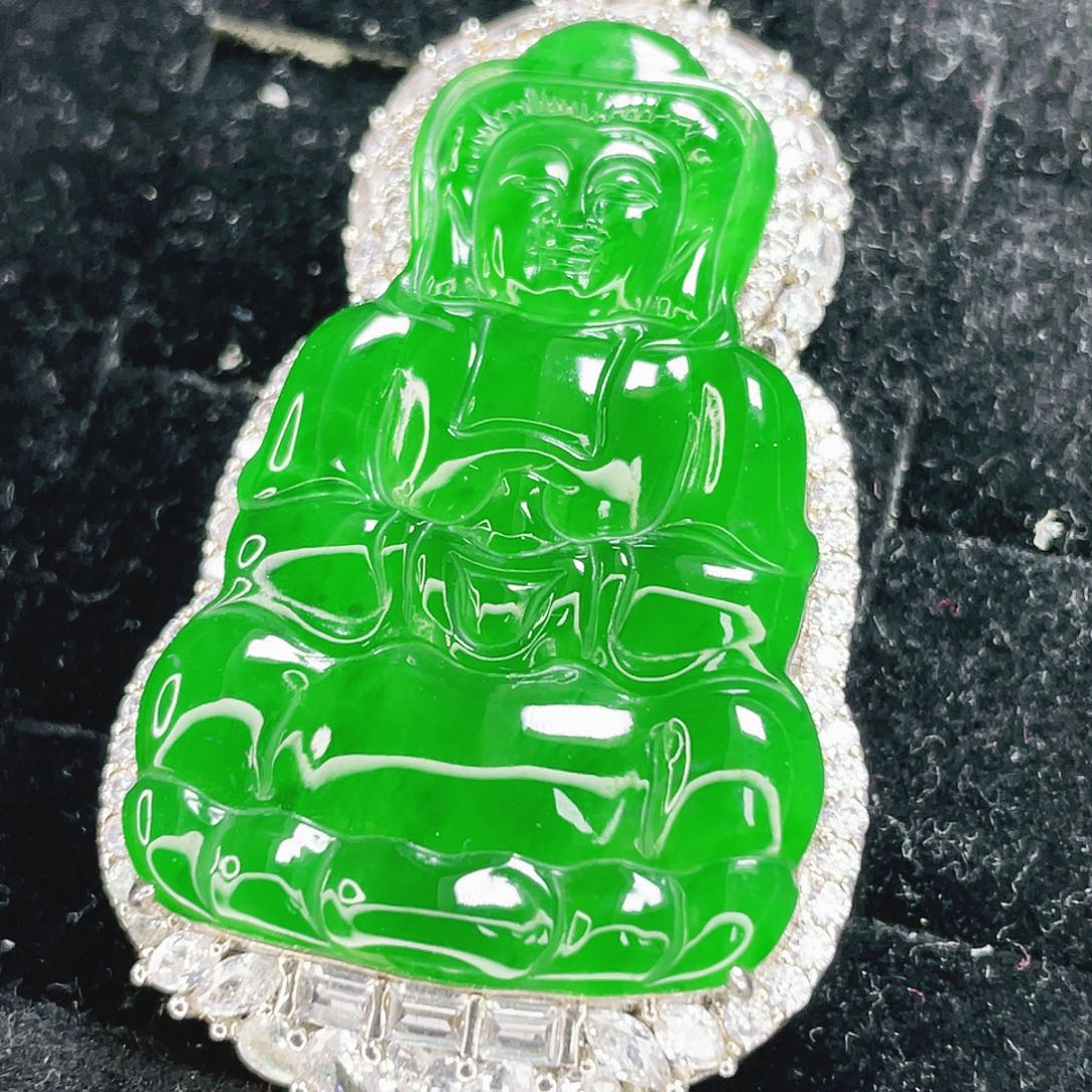 翡翠未镶嵌颈饰34