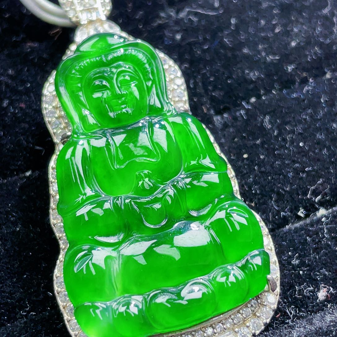 翡翠颈饰未镶嵌14，