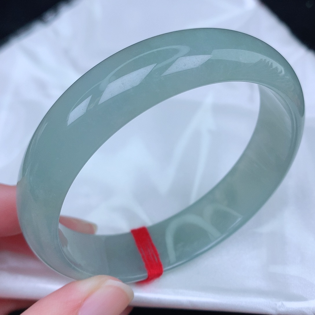 未镶嵌手镯翡翠天然