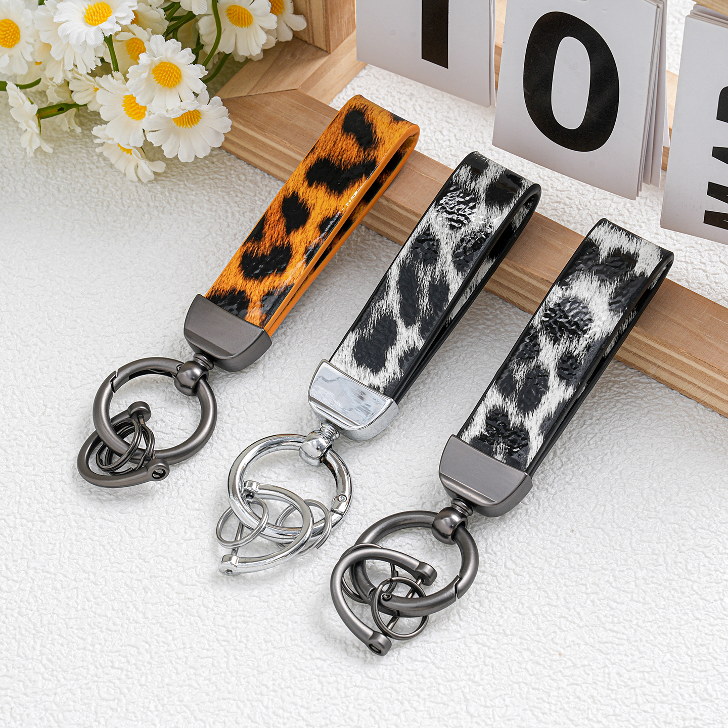 【饰界】新款黄色豹纹皮扣挂绳125mm*22mm材料手工diy饰品配件